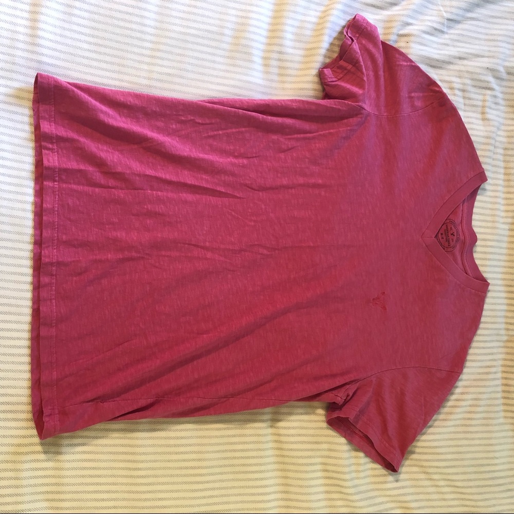 American Eagle Legend T-shirt Sz M Pink VNeck